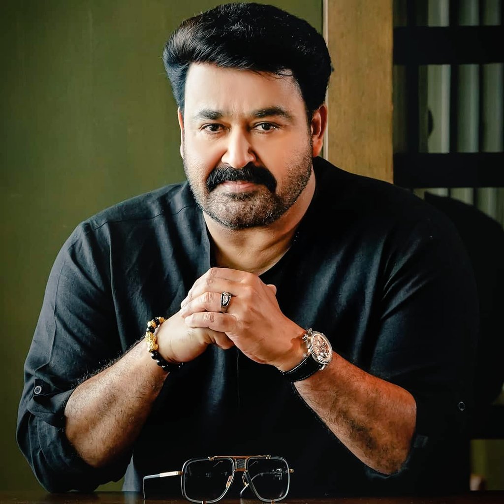 sourav__offcl's tweet photo. Hit the rt button..

2 mints more... 

#42YearsForMogulMOHANLAL https://t.co/dHq5JTpFHV