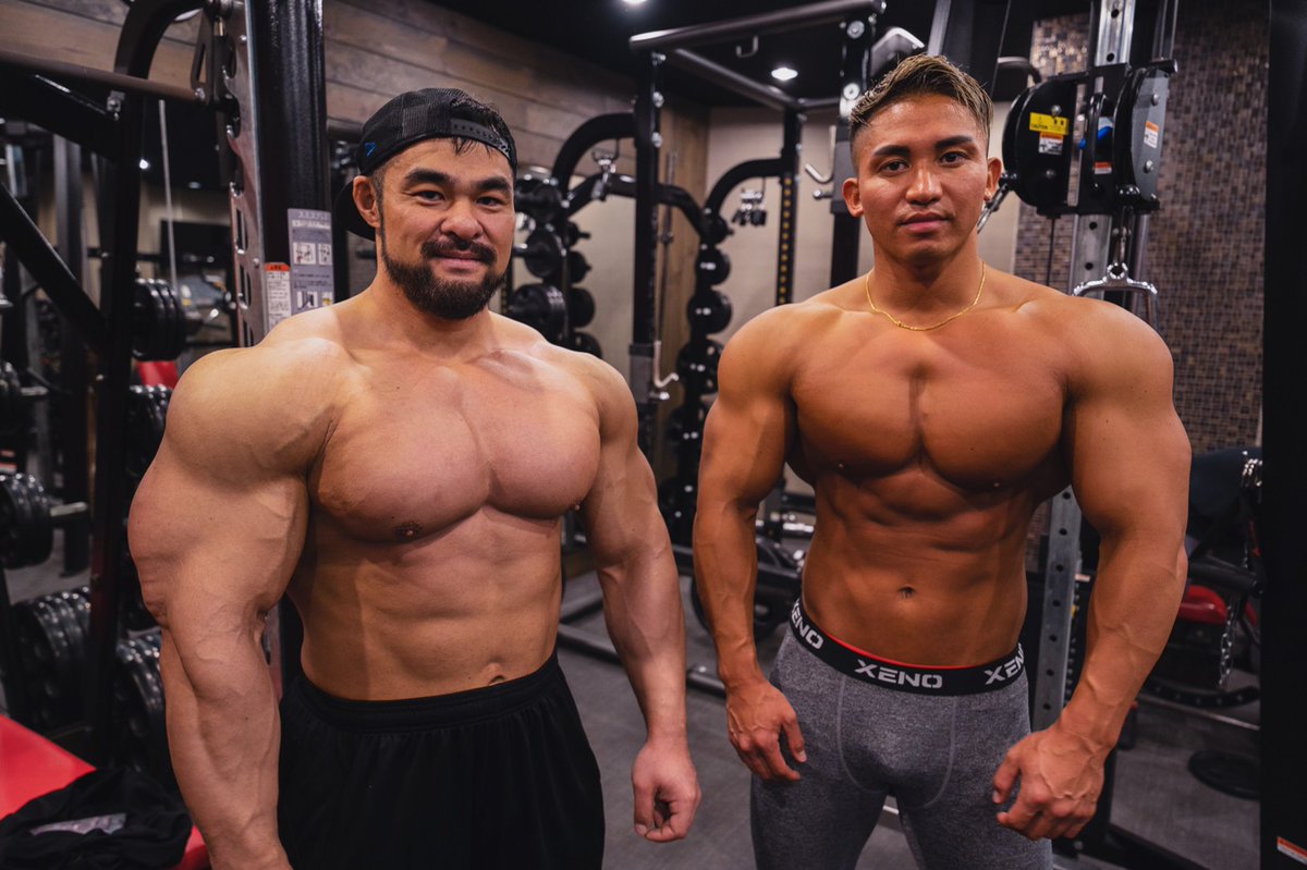 Common Room こもんるーむ メンズファッション専門家 漫画みたいな筋肉凄すぎです