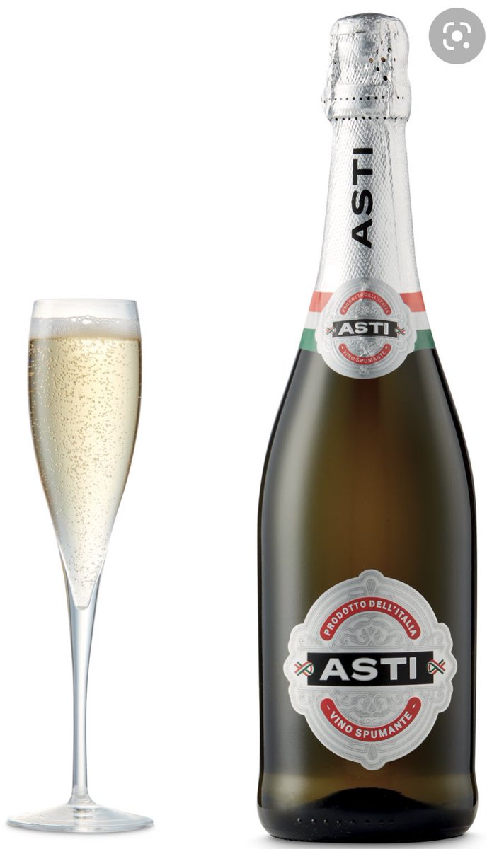 Lynne Thomas 🧣 tweet media