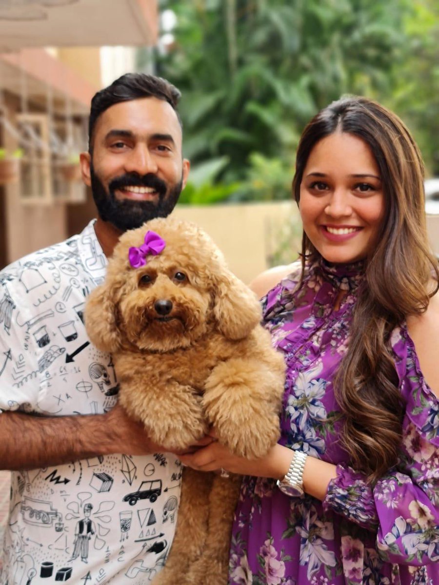 DineshKarthik's tweet photo. As long as we're with the family, it will always be a Merry Christmas! 😇🎄
#MerryChristmas https://t.co/D1hlxUwh6A