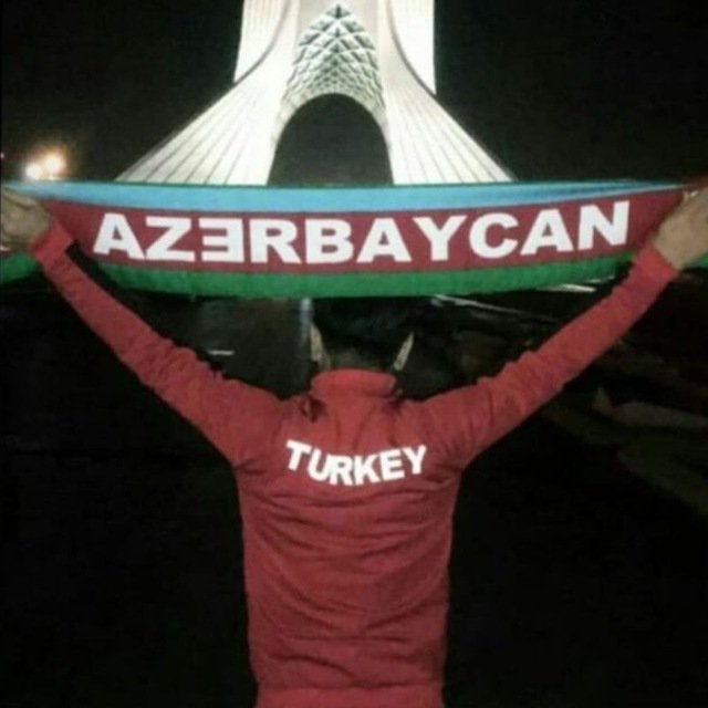 As7turk's tweet photo. @mashhadi__ibad Yaşasin AZERBAYCAN❤️🚜🇦🇿🇹🇷 https://t.co/XhppEVYiFm