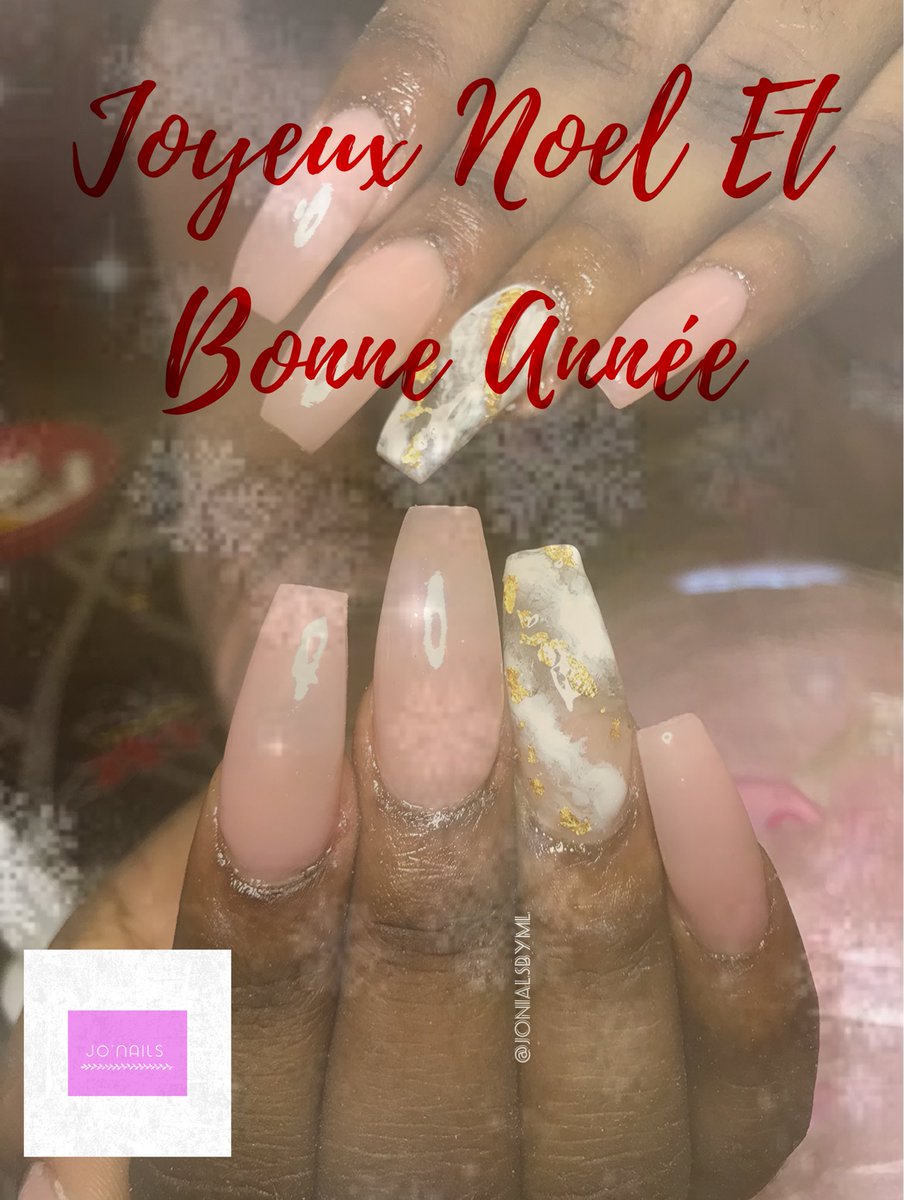 JoNails1's tweet photo. Parce que vous êtes notre plus beau cadeau, et vous continuez de l’être. 
Nous vous souhaitons d’agréables fêtes de fin d’année. ❤️
#MerryChristmas 
#JoyeusesFetes https://t.co/vybfvedj1l