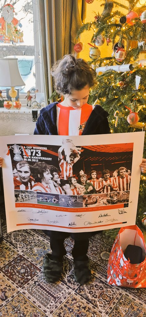 Georgesparents's tweet photo. My day just keeps on getting better.
Can't believe it ๐ Santa sent me this amazing book #sunderlandafctheabsoluterecord & I only won one of prints signed by the one & only @SunderlandAFC #73squad am so so lucky ๐ love it! https://t.co/0TSCcQbWwW