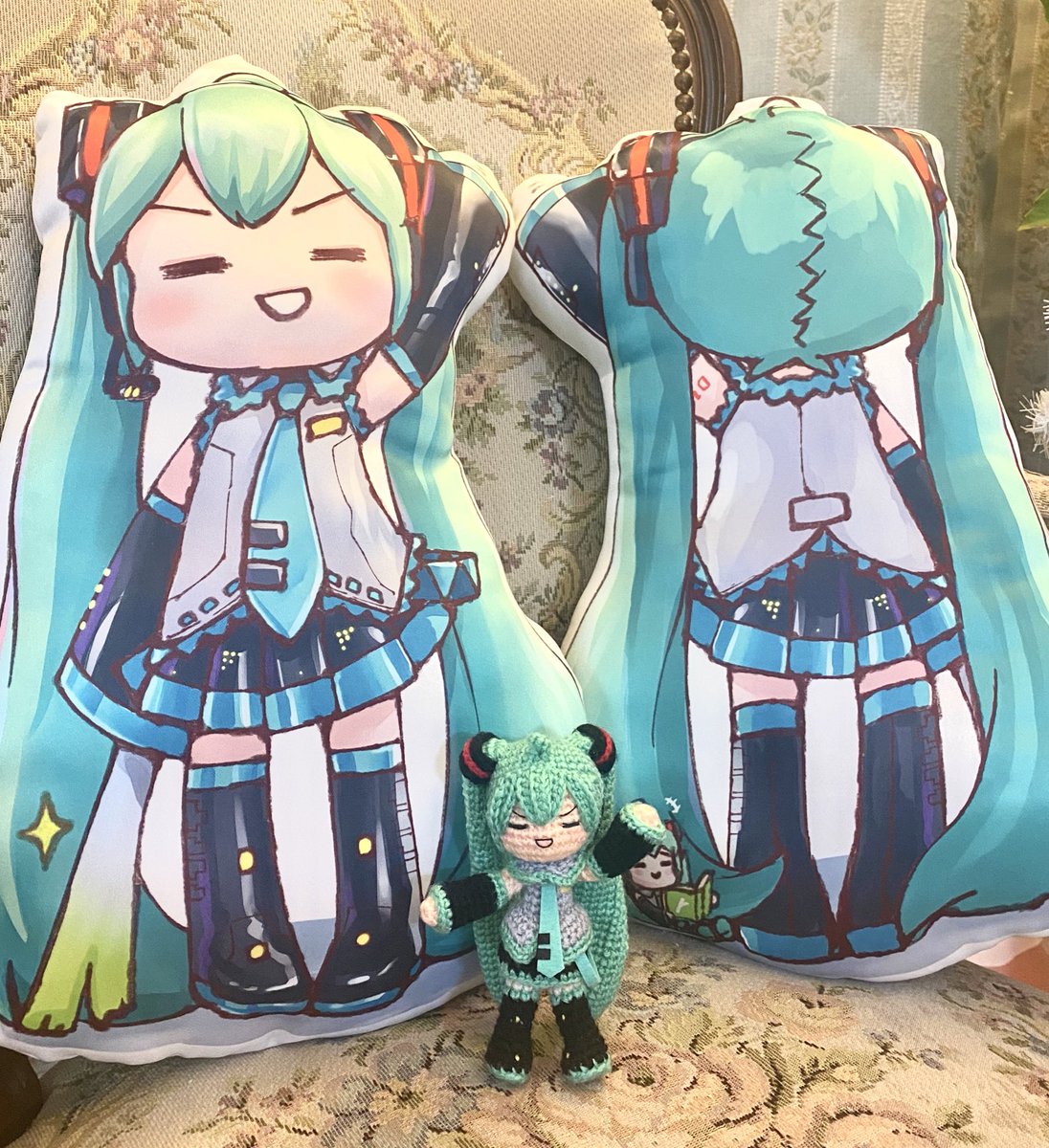 ちびミク の注目ツイート イラスト マンガ Twoucan