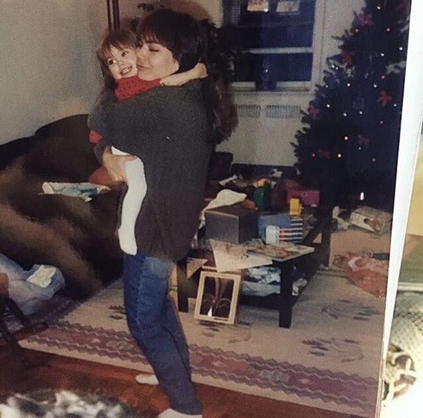 moviedob826's tweet photo. merry xmas to all and that today we can thank for the blessings of this difficult year, in which we have grown a lot as human beings. In a special way I wish a wonderful day to the O'Brien family, who I admire so much! I hope you all enjoy this day with care, love and hope 🎄🎁❤️ https://t.co/25JravnP8p