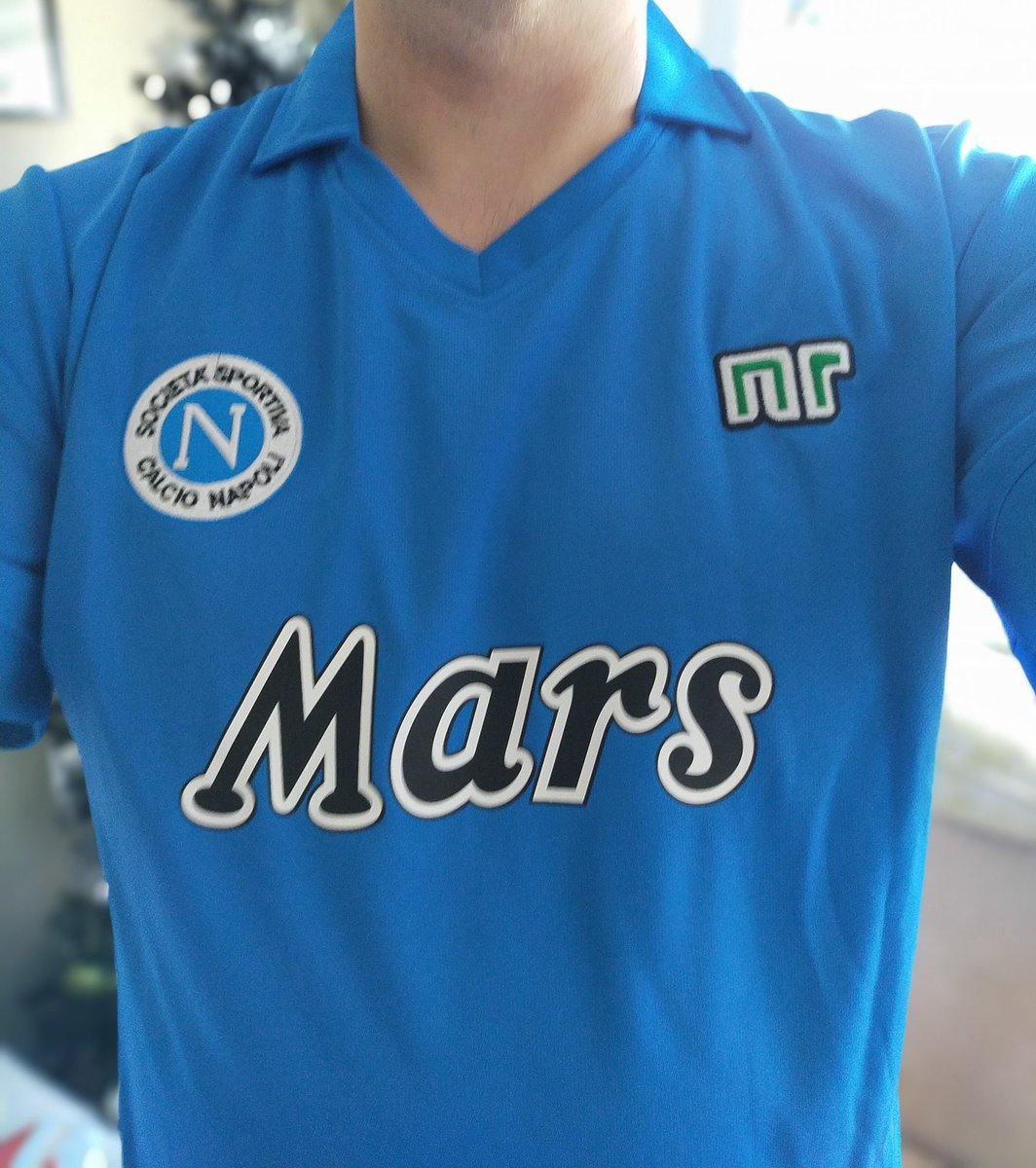 stevie_nicholls's tweet image. I won at Xmas. Game over.....El Pibe de Oro #RIPDiego