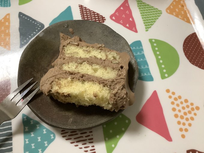 トップスケーキはまずいという口コミは本当 大阪 福岡 東京 横浜 名古屋に店舗はある 日持ちする 賞味期限 値段や通販お取り寄せ情報も お取り寄せスイーツ日和