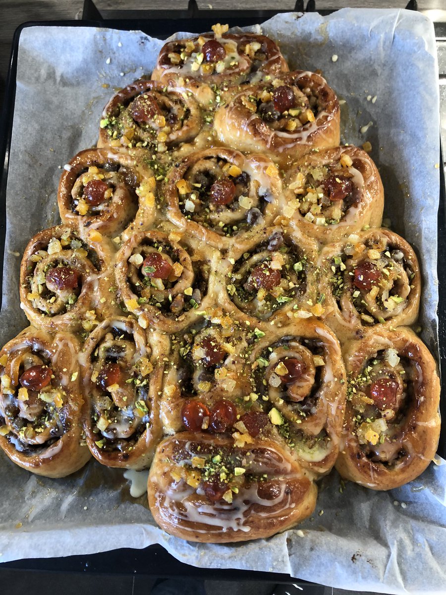 Year 6 of the <a href="/PaulHollywood/">Paul Hollywood</a> Christmas chelsea buns. Tearing and sharing done individually at social distance outside of course #yummy #festivebuns #getbaking #christmastime