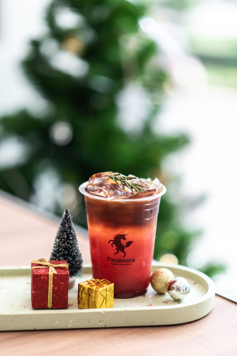 bkkmenu's tweet image. Festive Season นี้อย่าลืมตามไปชิม 4 เมนูสุดพิเศษจาก PACAMARA ที่ครีเอตมาต้อนรับทุกคนให้ร่ วมฉลองเทศกาลแห่งความสุขนี้ ไปพร้อม ๆ กัน ได้ที่ PACAMARA ทุกสาขา bit.ly/2KZgObO 
#pacamara_th #tistheseasontosparkle