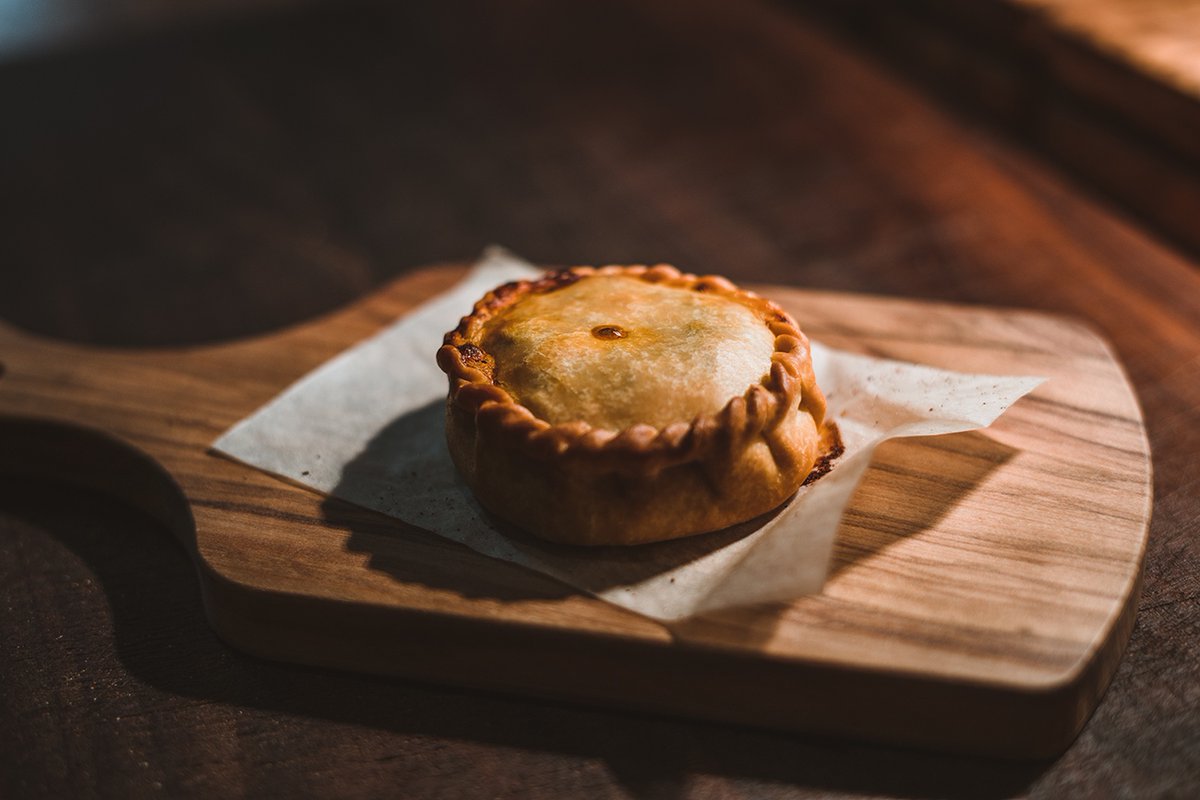 Disfruta de las exquisiteces del chef mallorquín Santi Taura en su restaurante DINS en el hotel #ElLlorençParcdelaMar a #precios nunca vistos. #Reserva tu escapada y deléitate con gastronomía auténticamente #mallorquina. ⁠l8r.it/tlsD #navidad #feliznavidad #mallorca