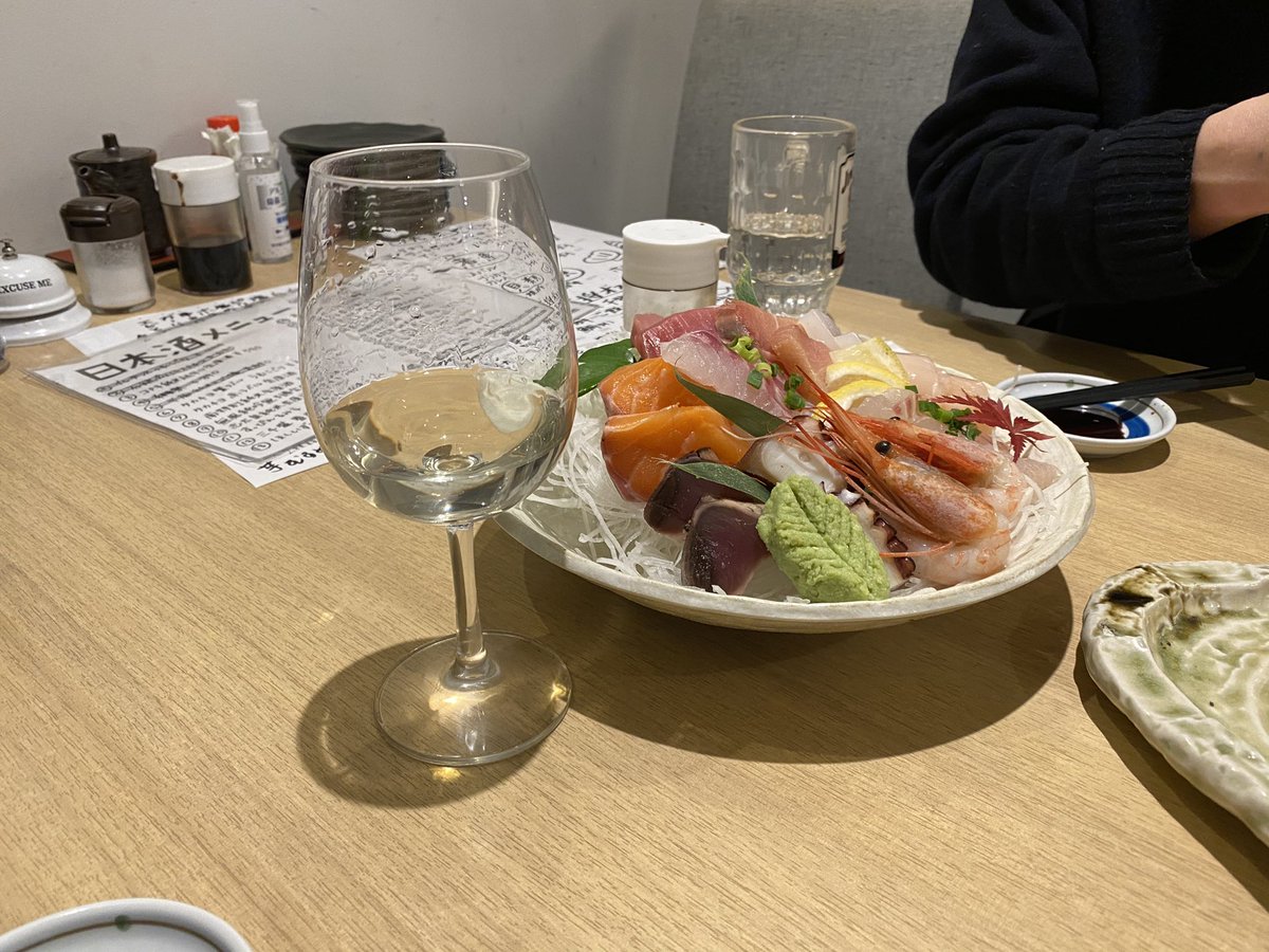 hiroki_toyoake's tweet photo. #約束のネバーランド #約ネバ #浜辺美波 #城桧吏 #板垣李光人 #渡辺直美 #北川景子
#プランクトン #plankton
#バンド #music
#レイリー #作曲
#futaba #futabatc
#ゆうじん #youjin
#日本酒 #japanesesake
#卓球 #tabletennis 🏓
・ https://t.co/BlIJsIBXZD