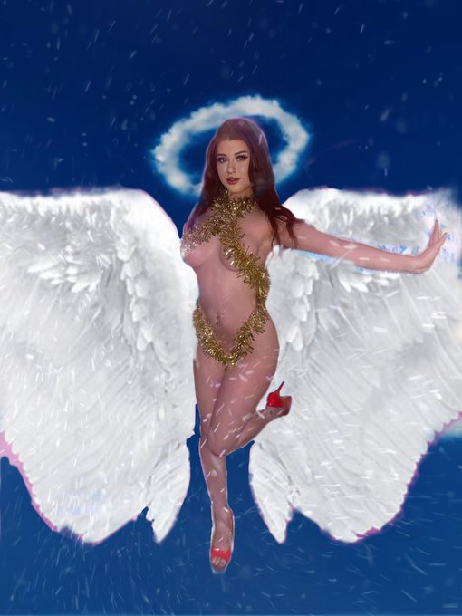Merry Xmas from your little angel Lanta! Love you all! Have a great day! ♥️♥️♥️❄️❄️❄️♥️♥️♥️ https://t