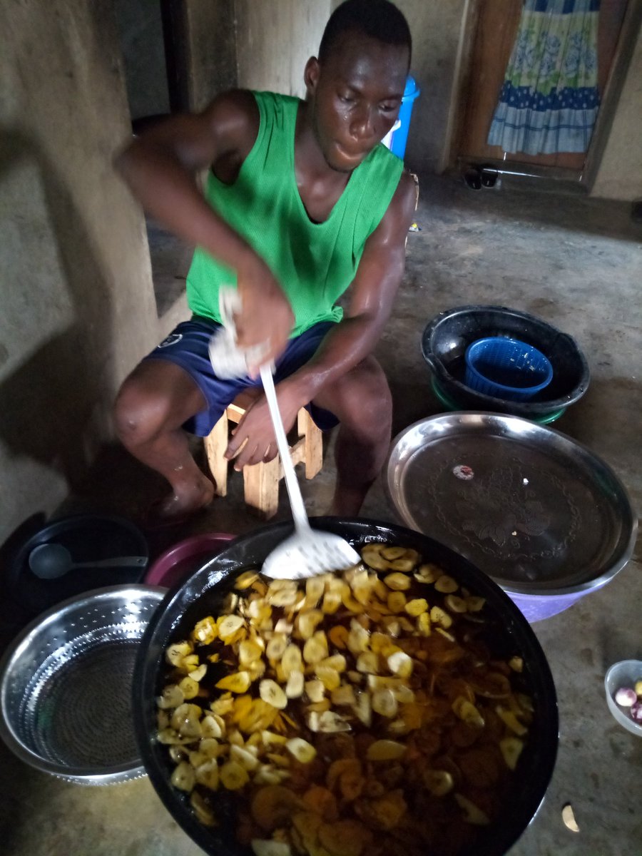 Rotemycetes's tweet photo. @TemiOtedola 0014894537 GT BANK
JOSEPH, Oluwarotimi John.
I need to purchase a semi-automated slicer and handmade industrial gas burner for my plantain chips business. Thanks @TemiOtedola https://t.co/utrAr90Lls