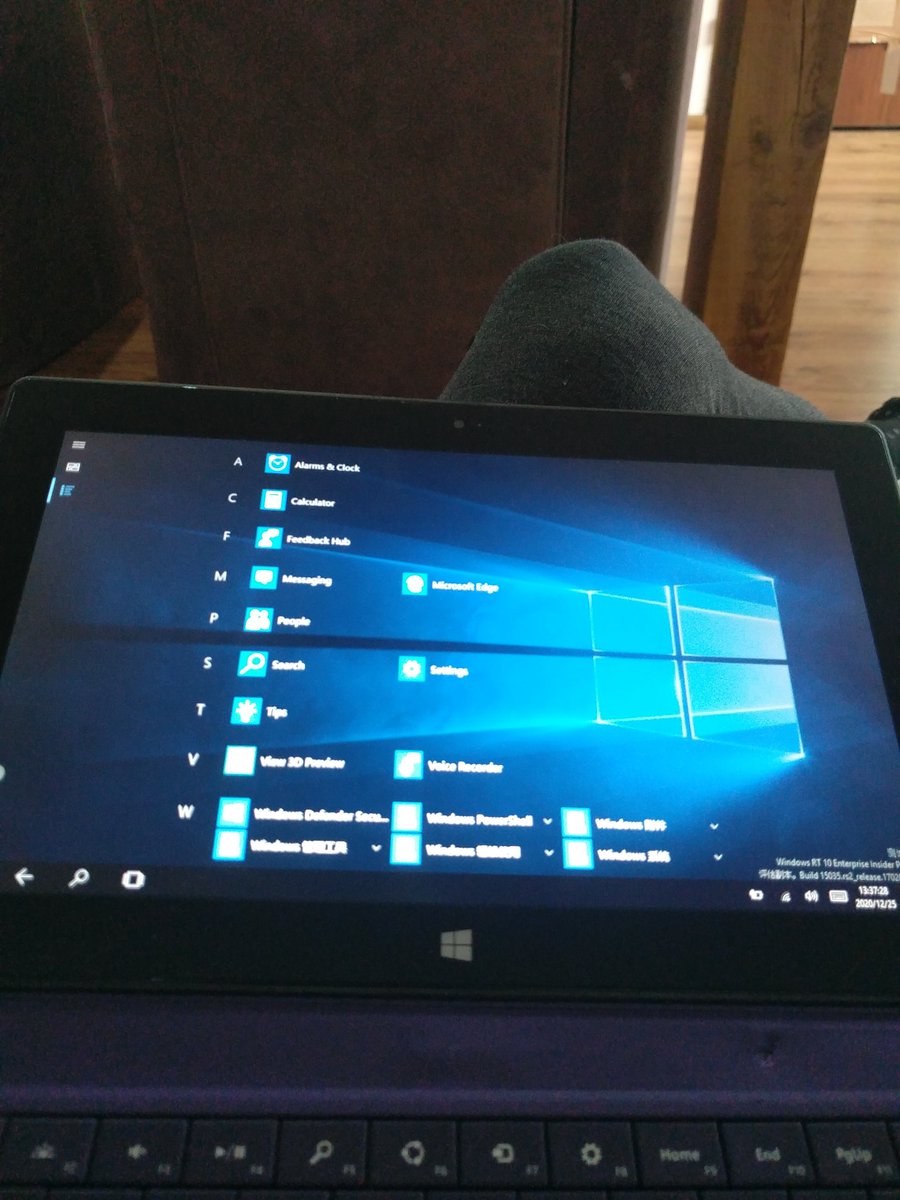 AlexOxro's tweet image. #Surface #windowsrt #windows10 #surfacert Windows 10 in Surface rt 😜guys im enyo performance this device on windows 10 it&apos;s just amazing 😍