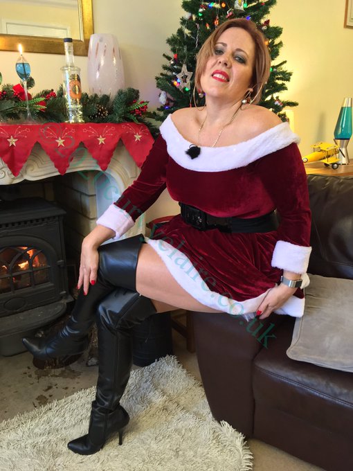 Happy Christmas 🎄 https://t.co/Fn7t53agbZ