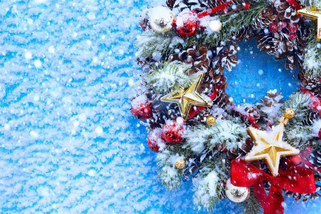 tructyre's tweet photo. Merry Christmas to all our customers. Wishing you a safe festive period - and if you do need us, we’re here 24/7/365 to help you out. https://t.co/Fgs1fTGD3H