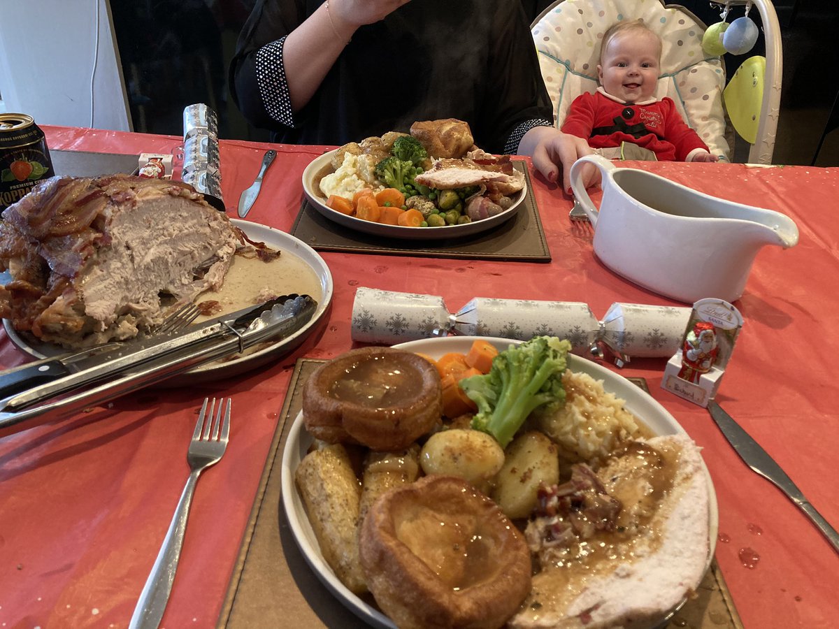 rwalker90's tweet photo. @jordannorth1 rate my Christmas dinner https://t.co/bHGURQV1SL