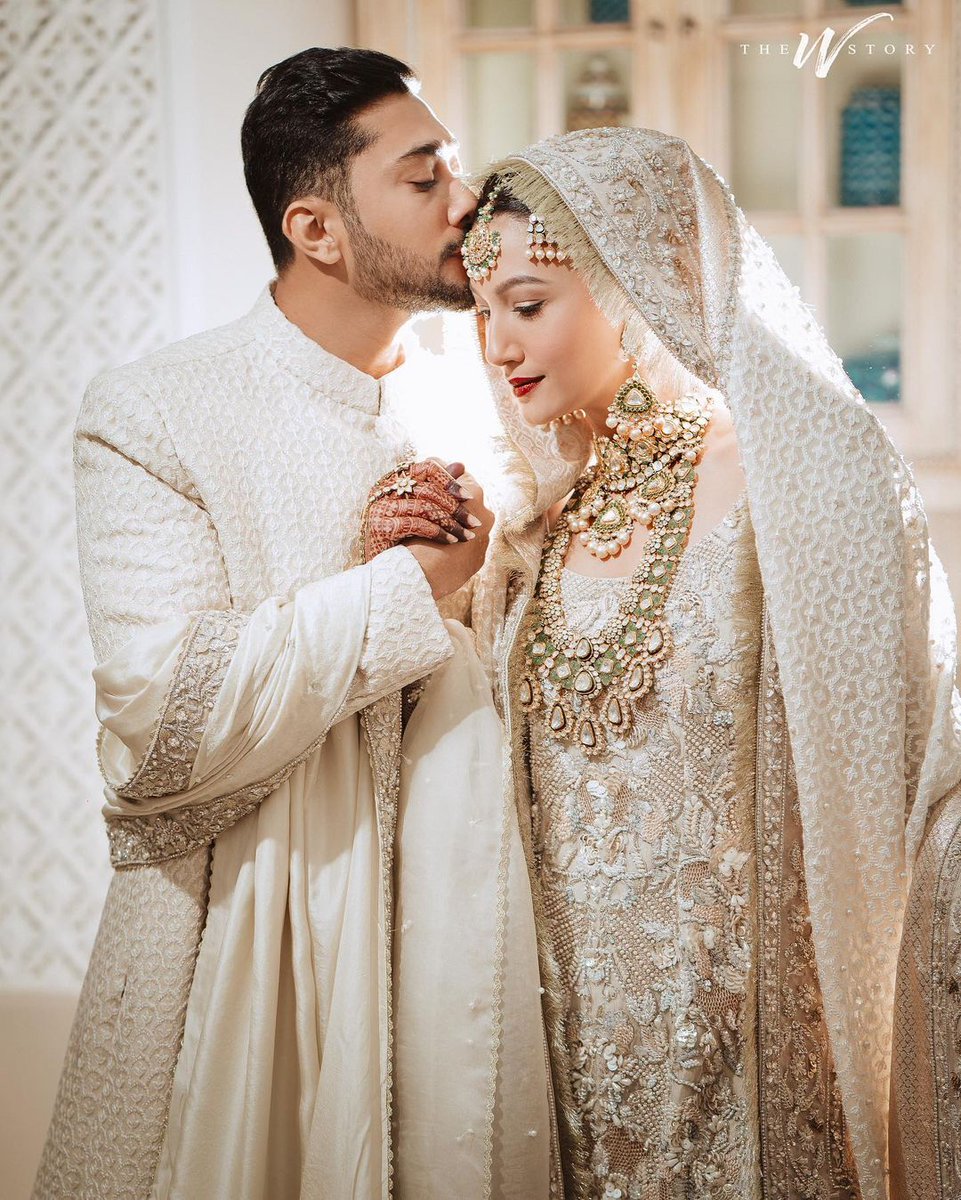 Filmibeat On Twitter The Pictures From Gauahar Khan And Zaiddarbar S Nikkah Ceremony Look Supremely Royal And Elegant Bollywood Bollywoodactor Bollywoodceleb Bollywoodnews Gauaharkhan Zaiddarbar Couplegoals Gaza Gauaharkhan