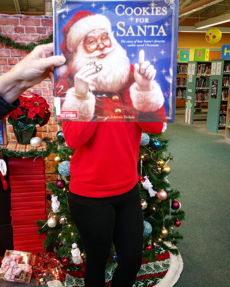 mclsnj's tweet photo. Happy #bookfacefriday! This week we’re bringing you double the #bookfaces. #MerryChristmas and #HappyHolidays! 

#njlibraries #bookface #christmasbooks #books #bookfacemagazine https://t.co/oCWWoM4rkk
