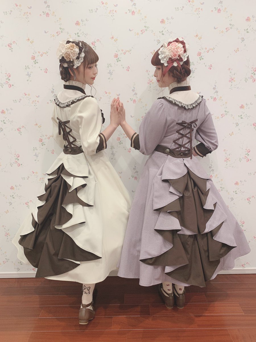 深澤翠 Innocent World 新作撮影 フルールバッスルドレス T Co Ddfg4em59t Twitter