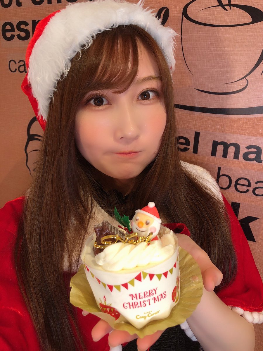 ICECREAMFUKO tweet picture