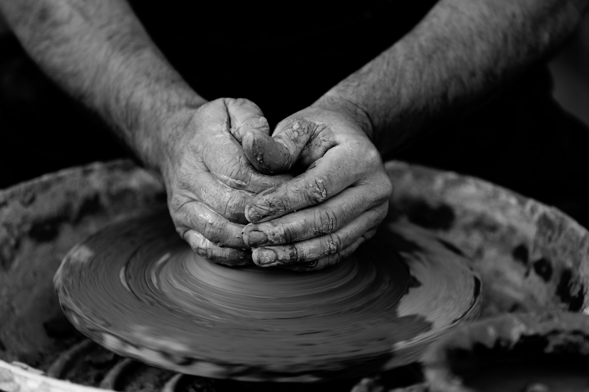 Manual Competence: Why Working With Your Hands Is More Fulfilling by @harrystead17 link.medium.com/IDCRghZpvcb