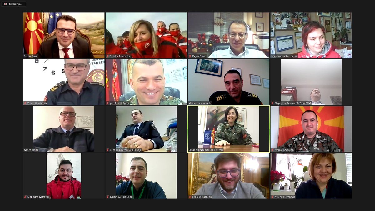 Вие сте нашите херои и сите ние сме ви должни и благодарни! ❤️ Во борбата со КОВИД-19 во првите редови се вклучени целиот медицински персонал, припадниците на МВР, Армијата и противпожарните единици, волонтерите на Црвен Крст и другите хуманитарни организации.