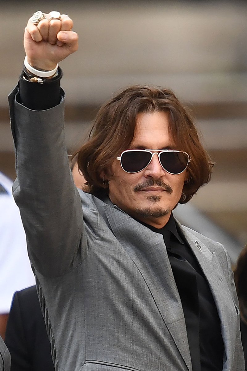 Marussia15's tweet image. All I want for Christmas is... #JusticeForJohnnyDepp🎄
#MerryChristmas