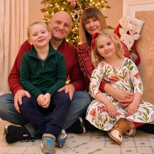 Sending warm wishes of peace, happiness, and health this holiday season and into the New Year! A special thanks to our entire @EEREGov team for their dedication and hard work in 2020.