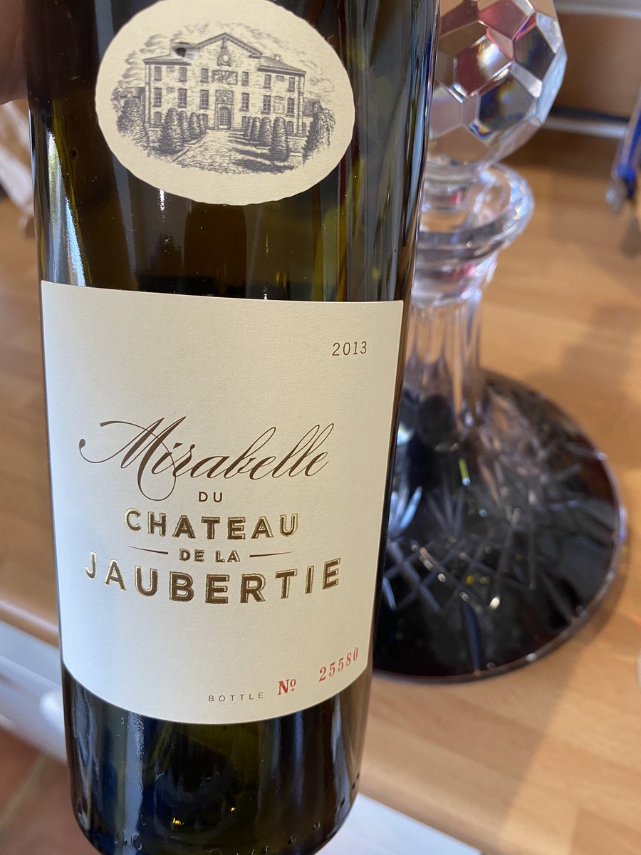 Ok, it’s not a #VinDeCahors but it’s not a bad drop, and perfect with turkey! Thanks to Chateau de la Jaubertie #Bergerac