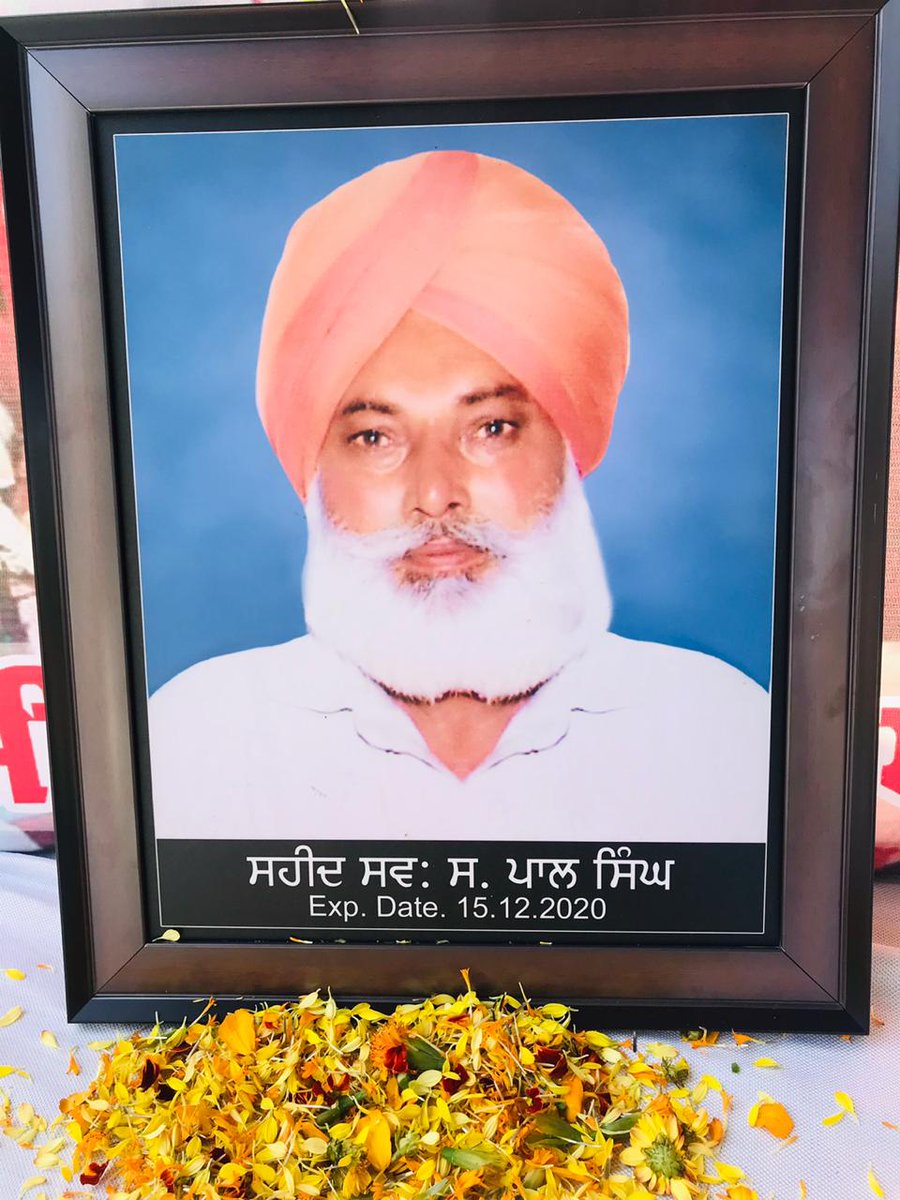 garrybirring's tweet photo. Just arrived back at Singhu border after visiting Sahauli village for the bhog ceremony of Shaheed Pal Singh, my cousin's father-in-law.

SAD &amp; Cong representatives were booed by the farmers but the shameless creatures still spoke on the mic after repeatedly begging the family. https://t.co/tuGbla6M9H