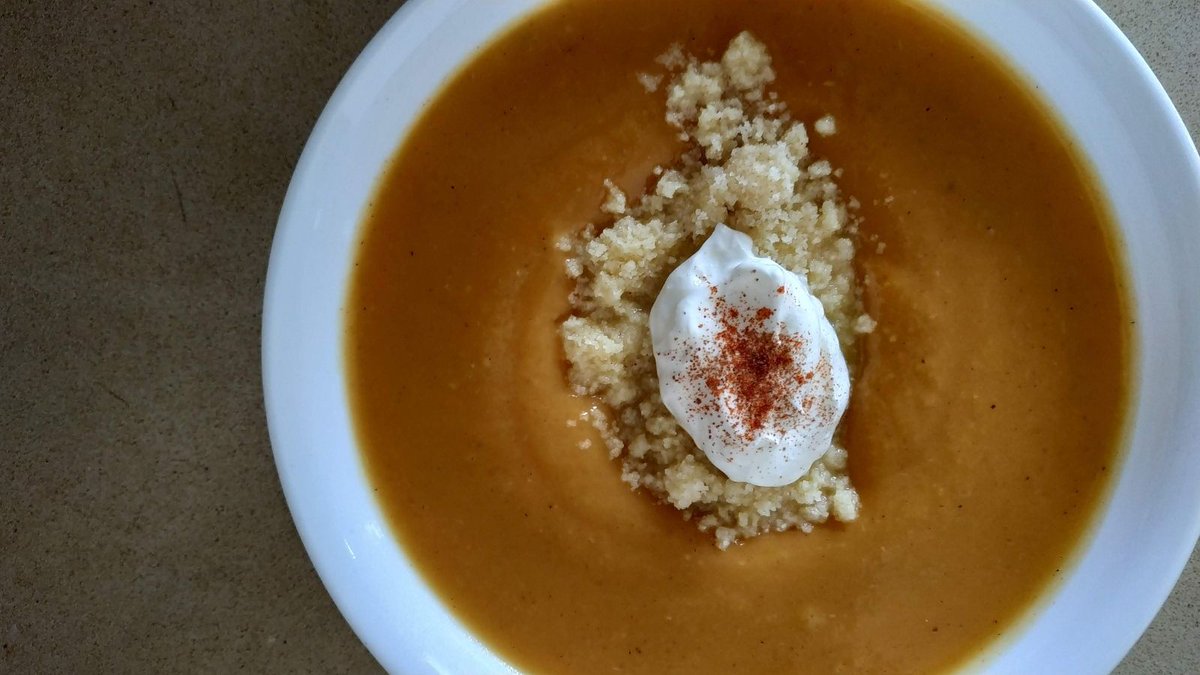 ESIsrael21c's tweet photo. 9 delicias de #invierno para #comer y #beber en #Israel. Desde guisos hasta batidos calientes, con esta guía podrás encontrar donde consumir alimentos y bebidas para calentar los fríos y lluviosos días de la temporada. https://t.co/0jcv83gXg4 #cholent #krembo #kubbeh #cuscus https://t.co/XgkBtRCuQa