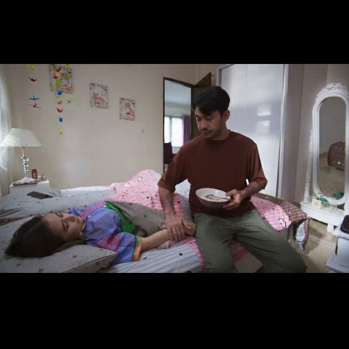 nandazzhraaa's tweet image. nonton mas arya bikin senyum&quot; sendiri 🤪 
#MyLectureMyHusband