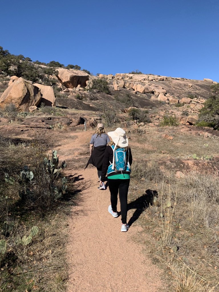 RodMinor's tweet image. Christmas Day a walk in the park - Enchanted Rock State Park