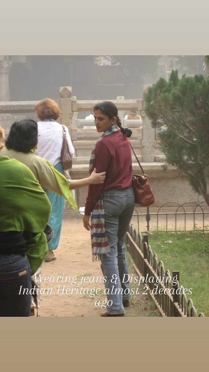 navinajafa's tweet photo. Long time ago when I began displaying Indian heritage thru Heritage Walks wearing Jeans. Sigh! I hope those blessed jeans wer outsourced & made in d jugaad market behind Jama Masjid 😉 #jeans #heritagewalks #performingindia #navinajafa #navinajafatours #jugaad #indianheritage https://t.co/Y1uEhLkWv6