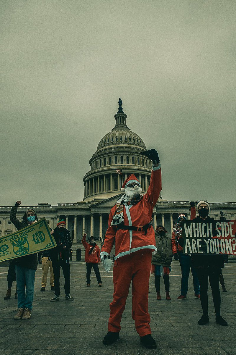 mdc_dsa's tweet photo. In his statement to the ppl, Santa declared that he is indeed a socialist &amp; pledged his support of the working class saying, "It hasn't been fair for working class Americans who have been forced to choose between dying of COVID or dying because they can’t afford food &amp; housing!" https://t.co/0tJHtLfAC5