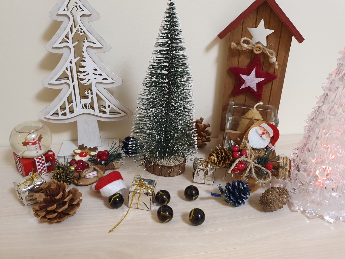 Merry Christmas from the whole Hornets family! 🎄🎅 May it bring you all the happiness and joy in the world and make sure you spend it with your loved ones! 🥰🤗🙏