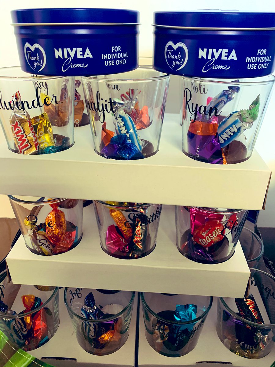 From our ward to yours Merry Christmas to all our hardworking #NHSStaff working today, Christmas day ❤️🌟💪🏼 from #TeamEndocrine #Cinco #TeamDiabetesEndocrine #FHFT #simplestaffpresent #personalisedglass #NiveaCream <a href="/FHealthCharity/">Frimley Health Charity 💙</a> <a href="/FHMedicalMatron/">FHFT Wexham Park Matrons</a>  <a href="/FrimleyHealth/">Frimley Health NHS Foundation Trust 💙</a> <a href="/ZoeFish95818374/">Zoe Fisher</a>