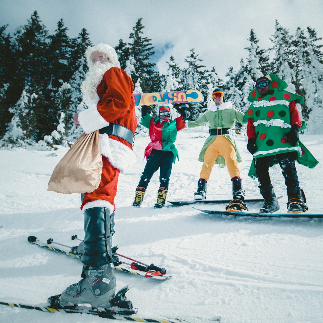 skiNsee's tweet photo. Wishing you all a very merry adventure-filled #christmas 🎅🎄 All stores are open their normal hours today. https://t.co/qP3gvzLI14