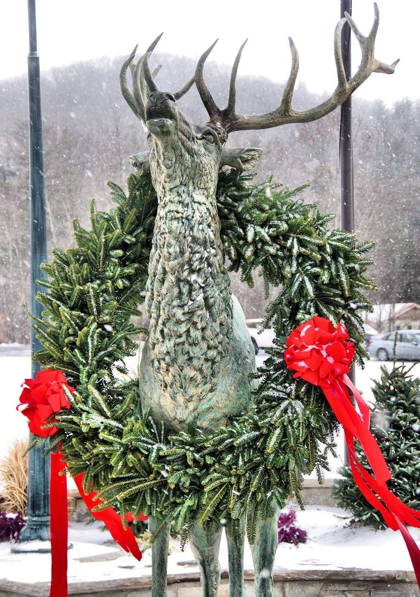 jsauerbier's tweet photo. Merry Christmas to all and all a good night- Banner Elk Christmas! https://t.co/67FmZofMWa