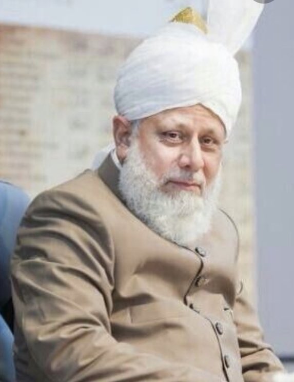 ansari_bhatti's tweet photo. #PresentCaliphOfIslam https://t.co/0NCFZc6ADD