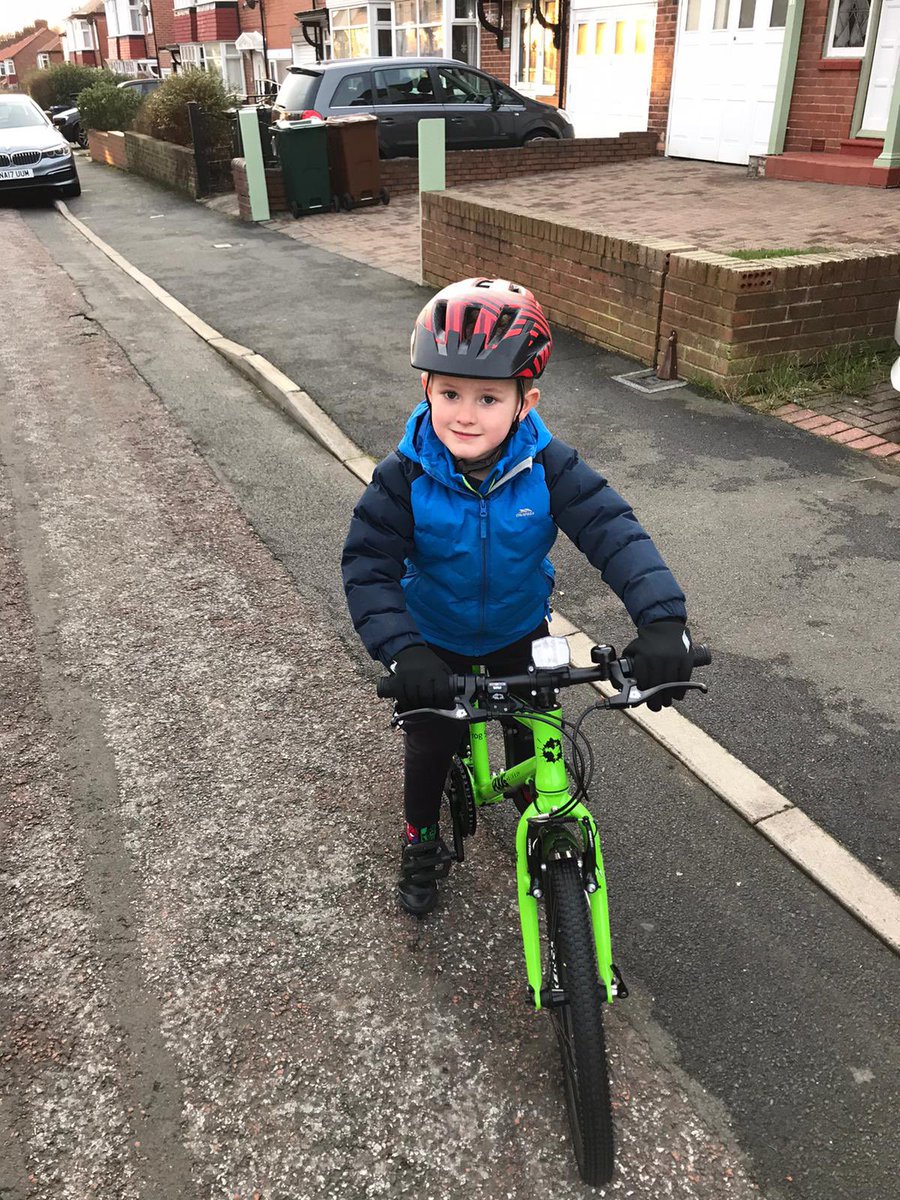 windymiller1508's tweet photo. One very happy little lad today - thanks @BikeDoctorDave @bike4healthorg @frogbikes 
#bikehappy #morekidsonbikes

Merry Christmas and Good Luck for 2021 🎄 https://t.co/mHIU2oSYtz