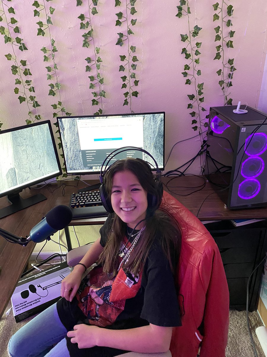 InLikeFlint tweet media