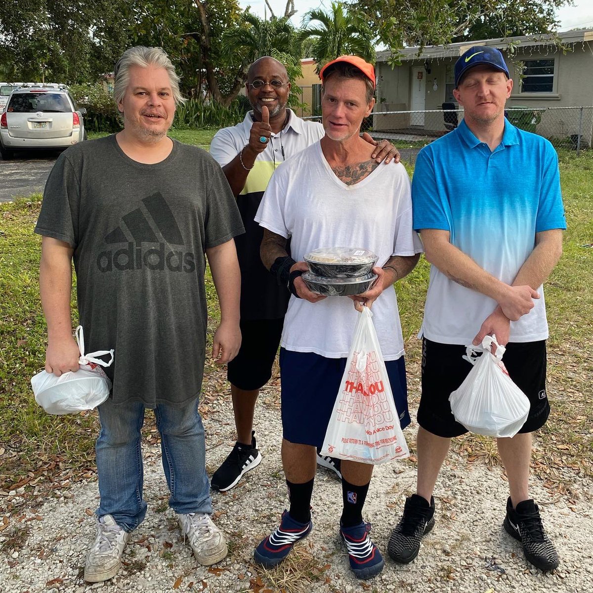 rohokitchen's tweet photo. Christmas miracles happen when hearts and minds align. 🕊 Thx to our friends at Southern Chute, we cooked hot meals for the homeless &amp; families in need. The Holy Spirit Ministry team delivered dinners and prayers this Christmas Eve to many. #grateful #MerryChrismas 🎄🙏🏻❤️ https://t.co/nSVTYERkwU