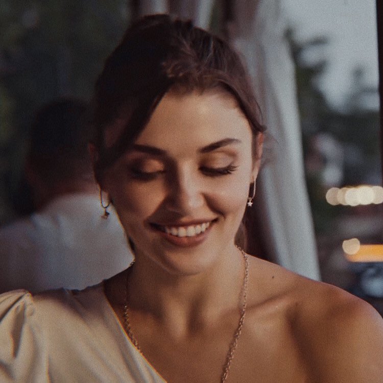 serkan admiring eda’s smile [a thread]       #sençalkapımı •  #edser       #handeerçel •  #kerembürsin