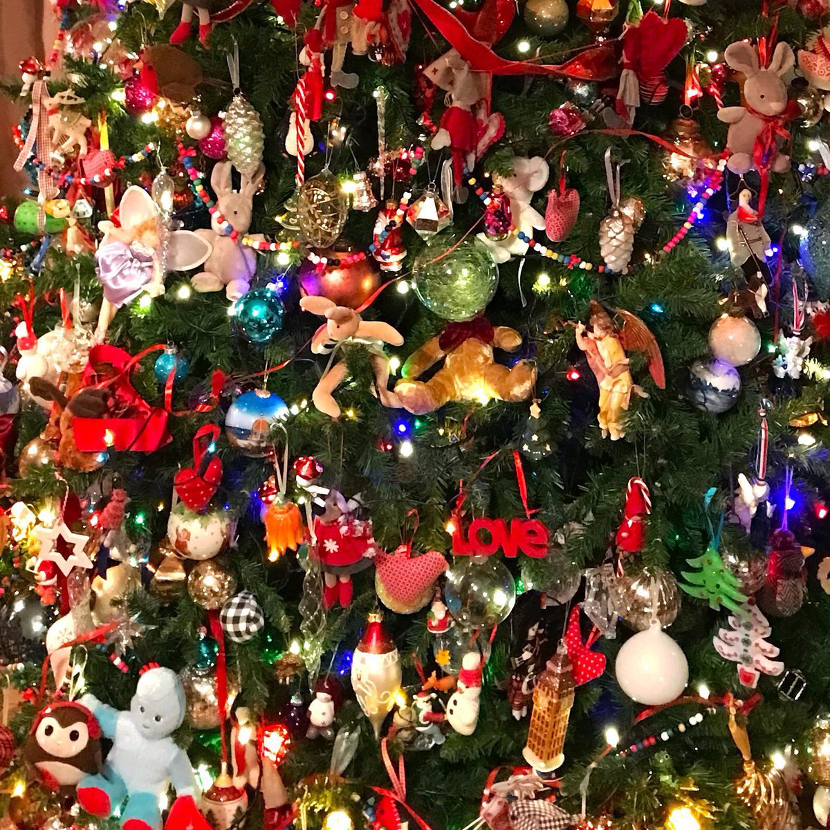 Thread: The world is celebrating Christmas today. So it’s a good time to explore the unique traditions associated with sacred or holy trees in Ireland & why Christmas trees are part of a 2,500 year custom. Take a look & no tinsel please!