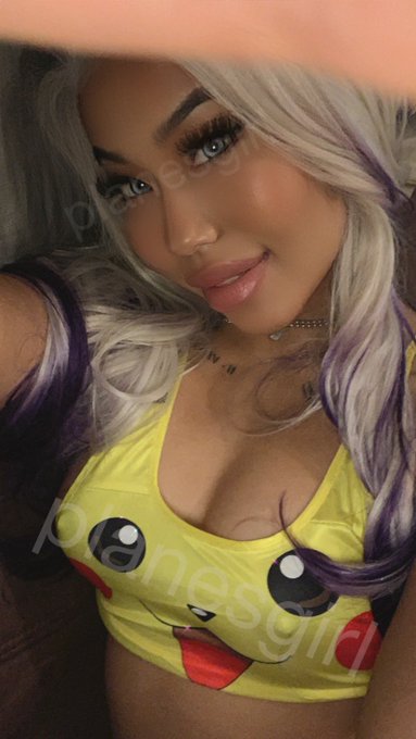 Merry Christmas 🎄🥰 Hope you all have a good one 💋 https://t.co/MuO2QSrqSZ<a href="/tag/natural"class="tags"><span>#natural</span></a><a href="/tag/curvy"class="tags"><span>#curvy</span></a>