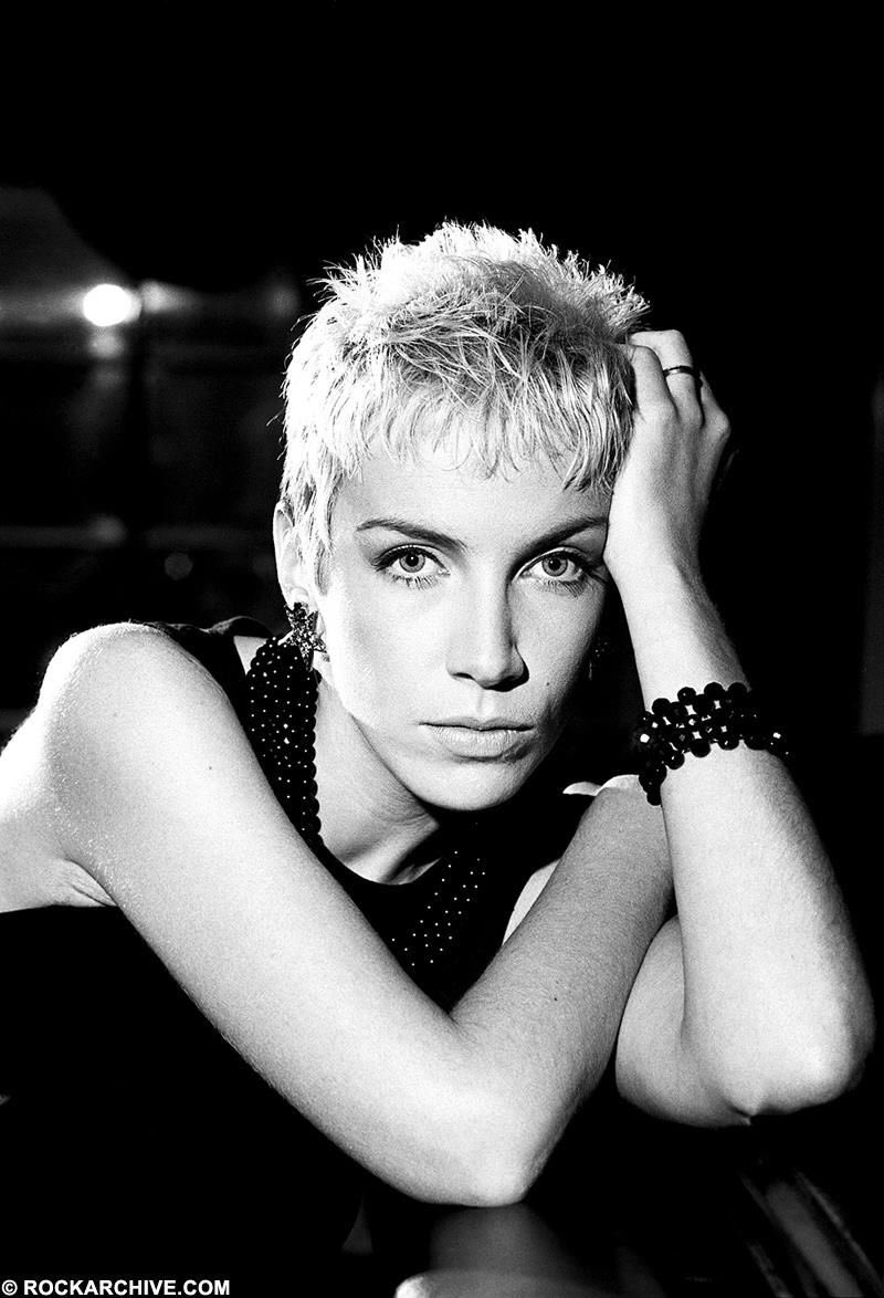 Happy birthday to Scottish singer-songwriter, activist and philanthropist Annie Lennox, born December 25, 1954. 