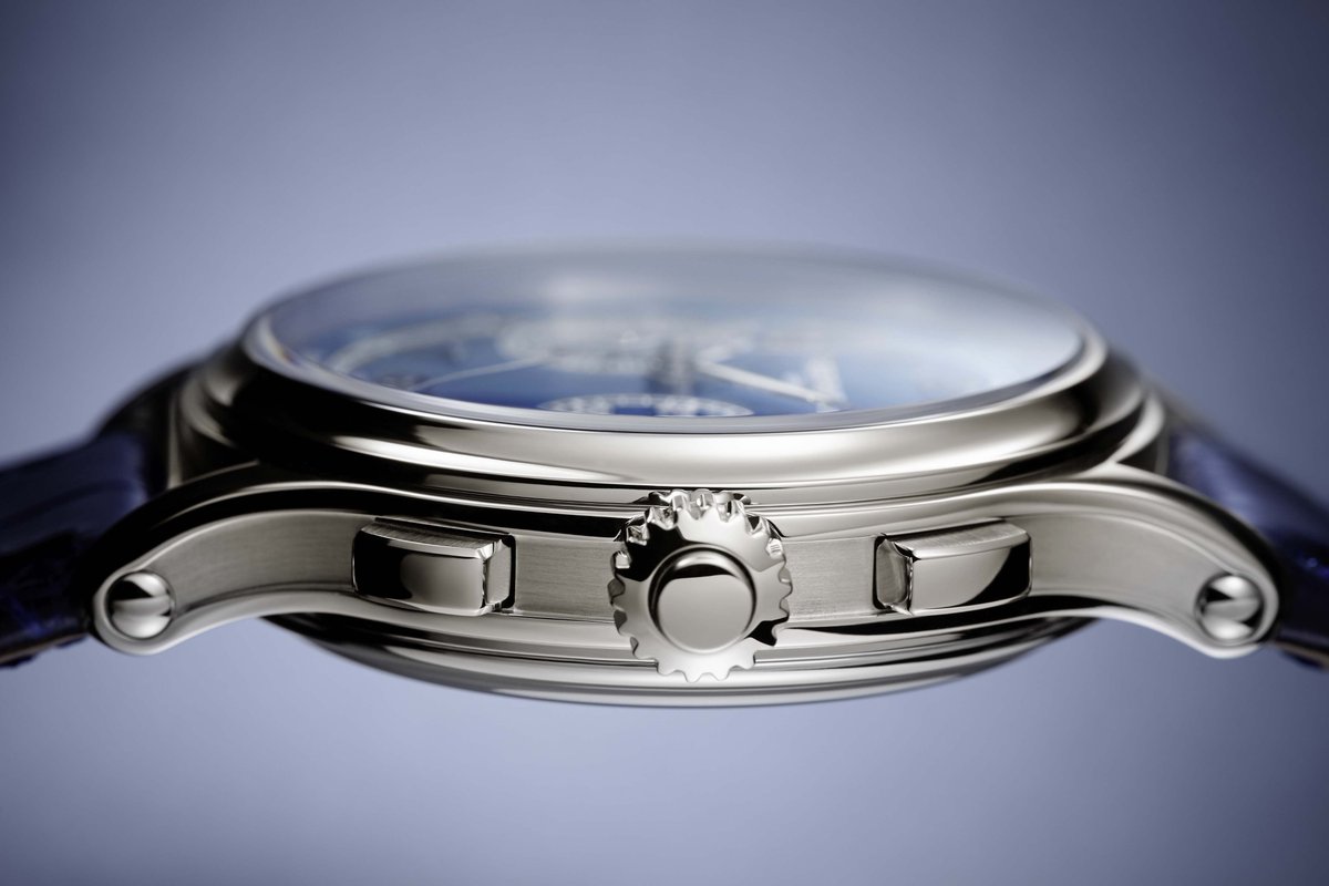 cotedesmontres's tweet photo. #PatekPhilippe #Chronographe à rattrapante référence #5370P-011
Cette Grande Complication recherchée par les connaisseurs prend une touche très contemporaine avec un nouveau cadran bleu revivifiant la tradition @PatekPhilippe des cadrans en émail #GrandFeu
https://t.co/vrRGaOxxv2 https://t.co/0Kscw5hfhX