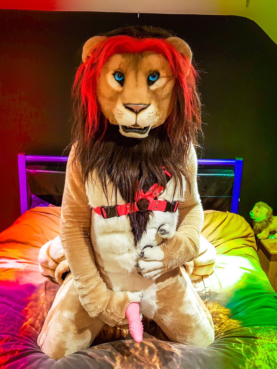 Merry Christmas you filthy bastards!

Here's a little something to keep you busy during these hard times.

📸 <a href="/Tufani_AD/">Kinkyest Lion (Dydi’s puss bitch)</a> ❤️